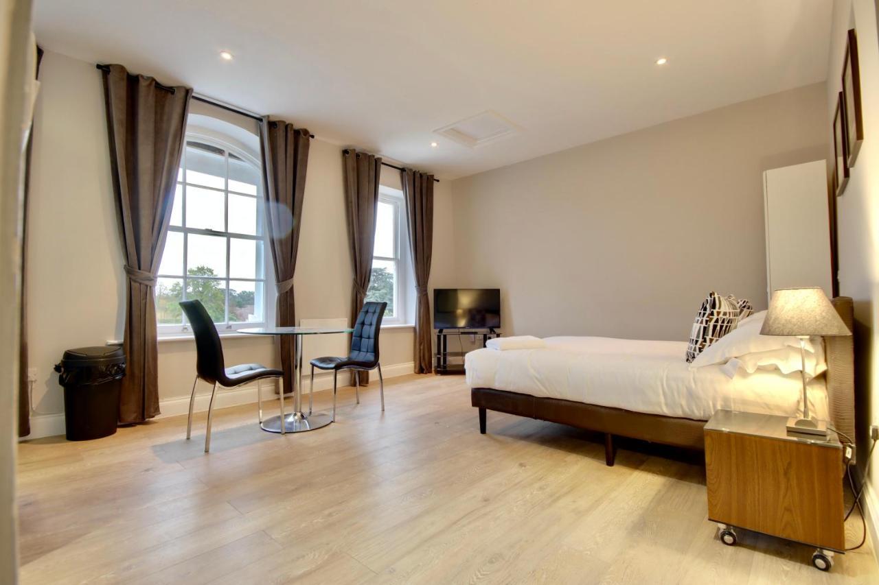 Orange Grove Hotel & Gardens Sarisbury Green Esterno foto