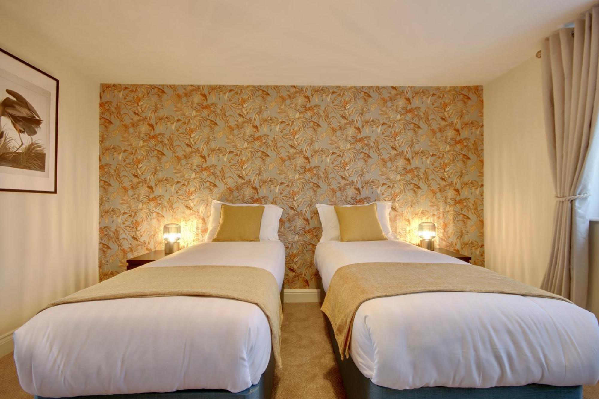 Orange Grove Hotel & Gardens Sarisbury Green Esterno foto