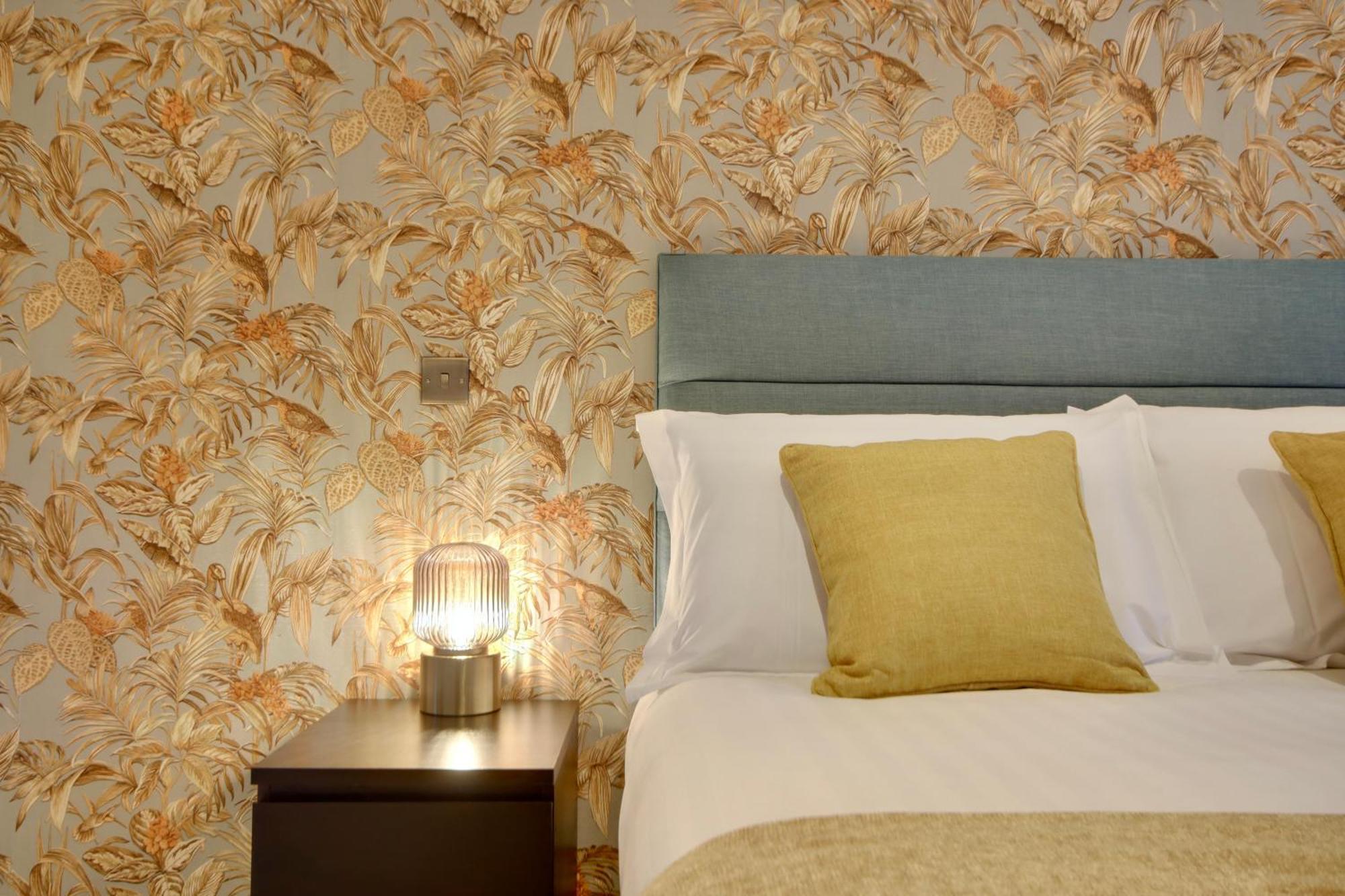 Orange Grove Hotel & Gardens Sarisbury Green Esterno foto