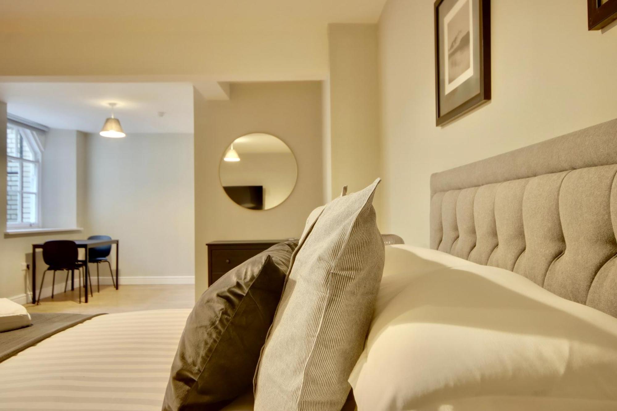 Orange Grove Hotel & Gardens Sarisbury Green Esterno foto